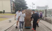 疫中送温暖，共筑师生情