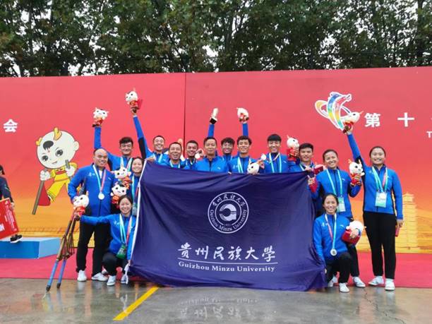 全国民运会获4个一等奖的板鞋队合影
